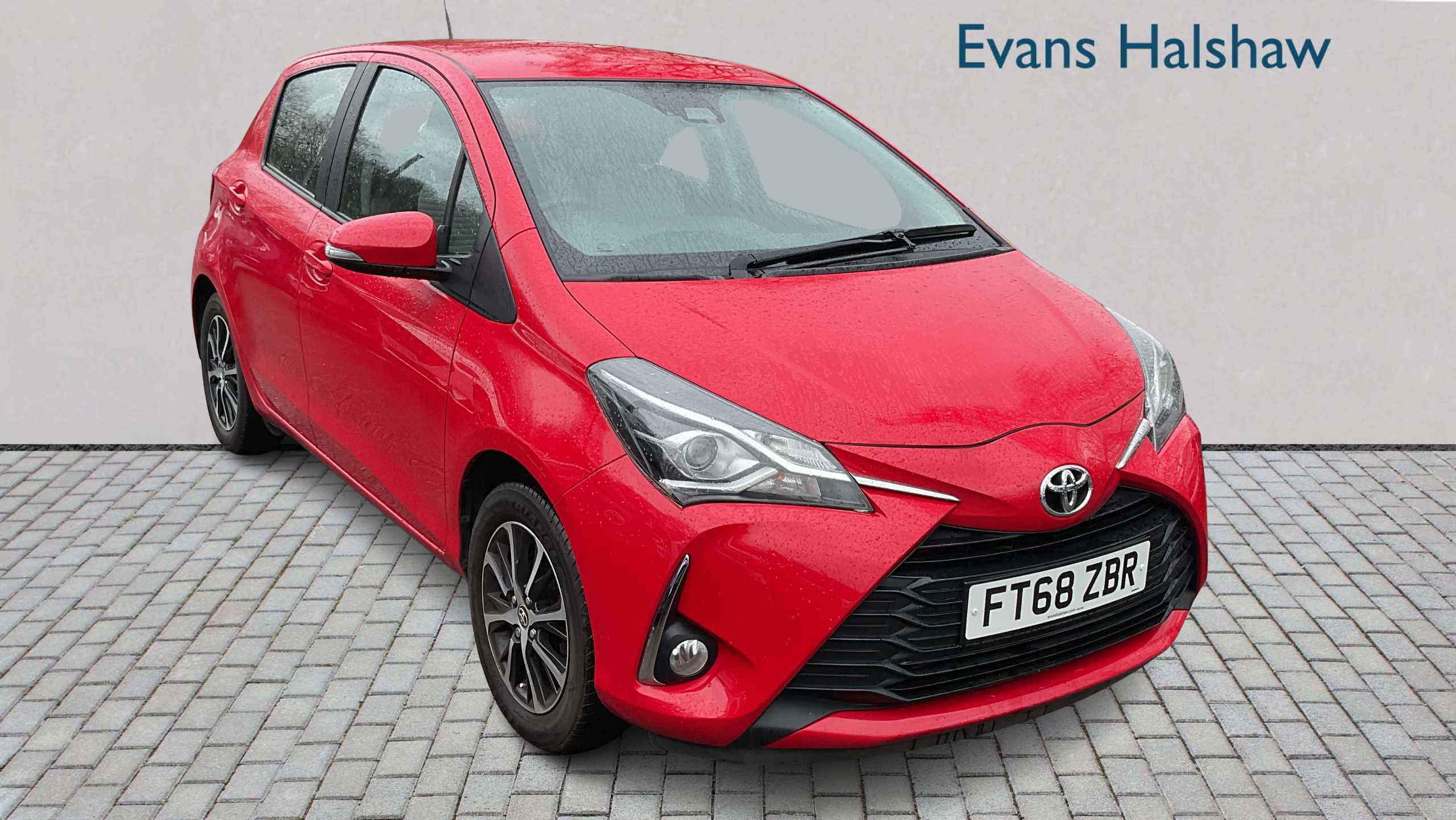 Main listing image - Toyota Yaris