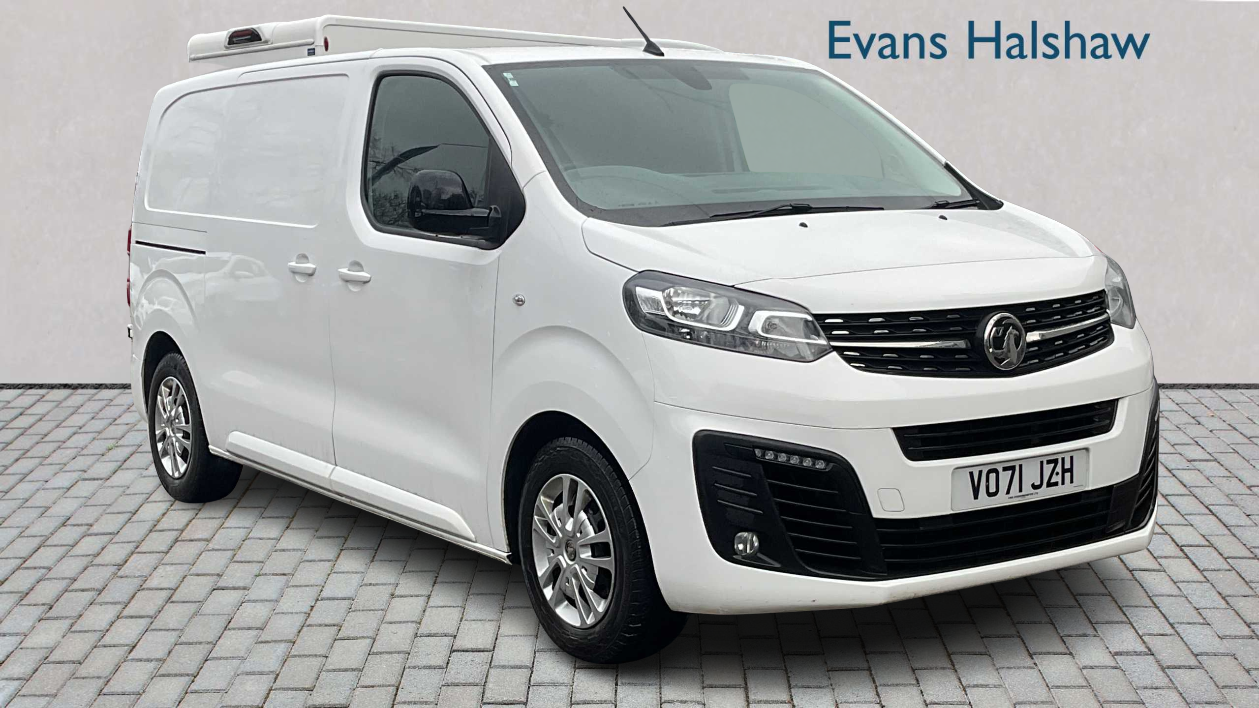 Main listing image - Vauxhall Vivaro