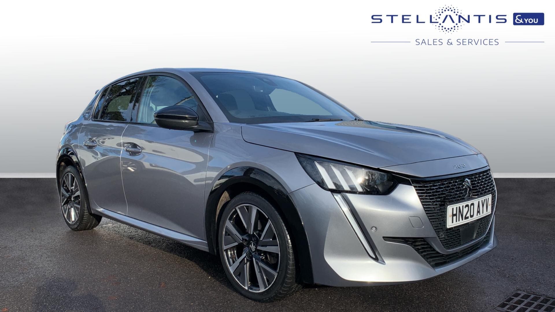 Main listing image - Peugeot 208