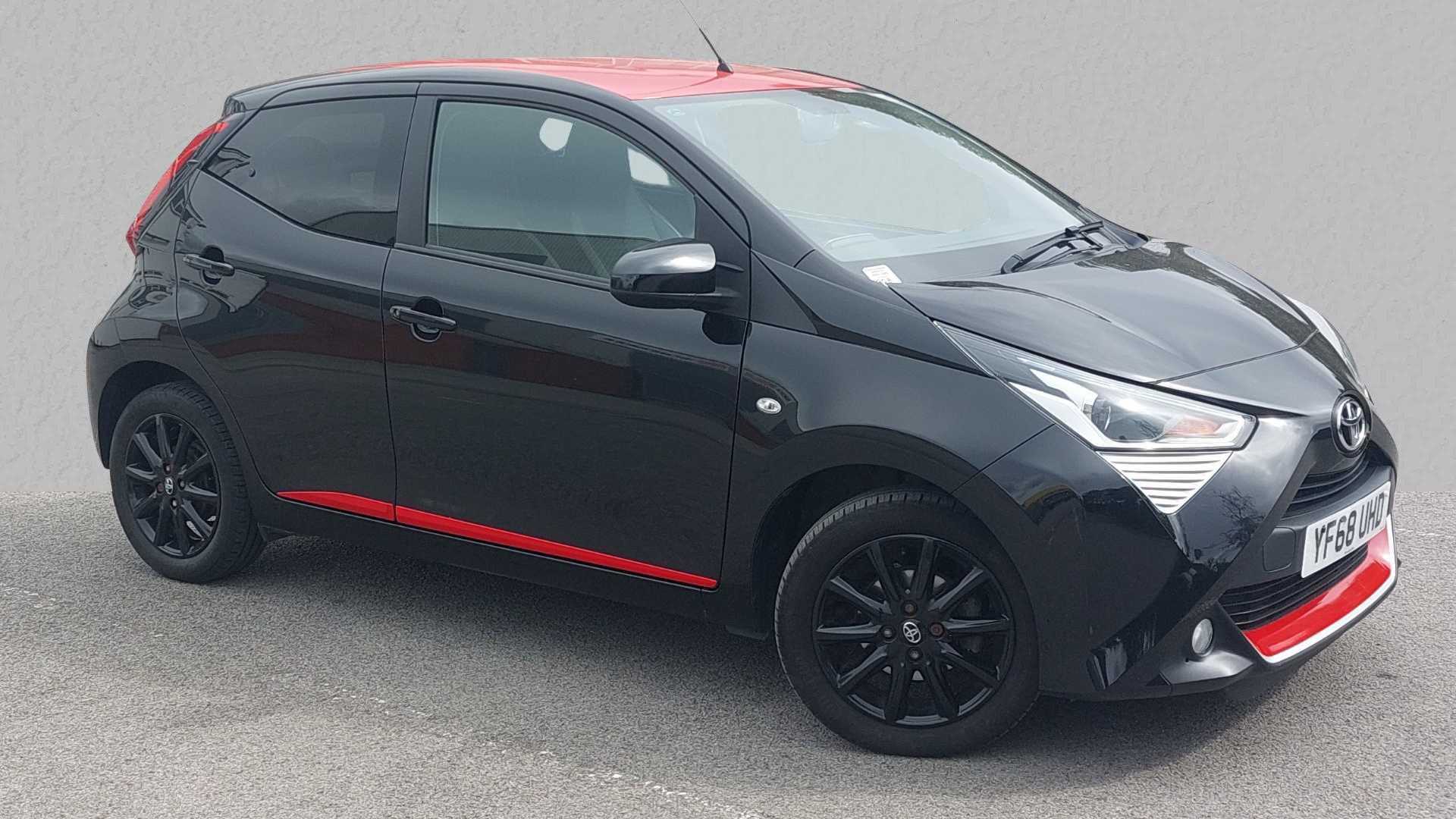 Main listing image - Toyota Aygo