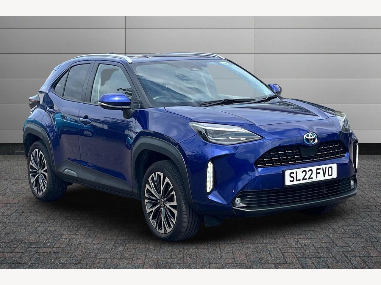 Main listing image - Toyota Yaris Cross