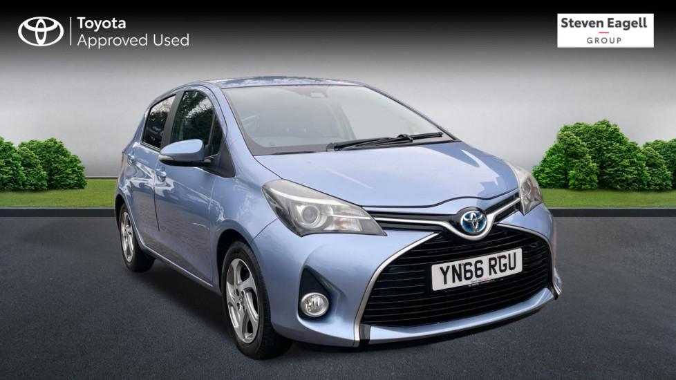 Main listing image - Toyota Yaris