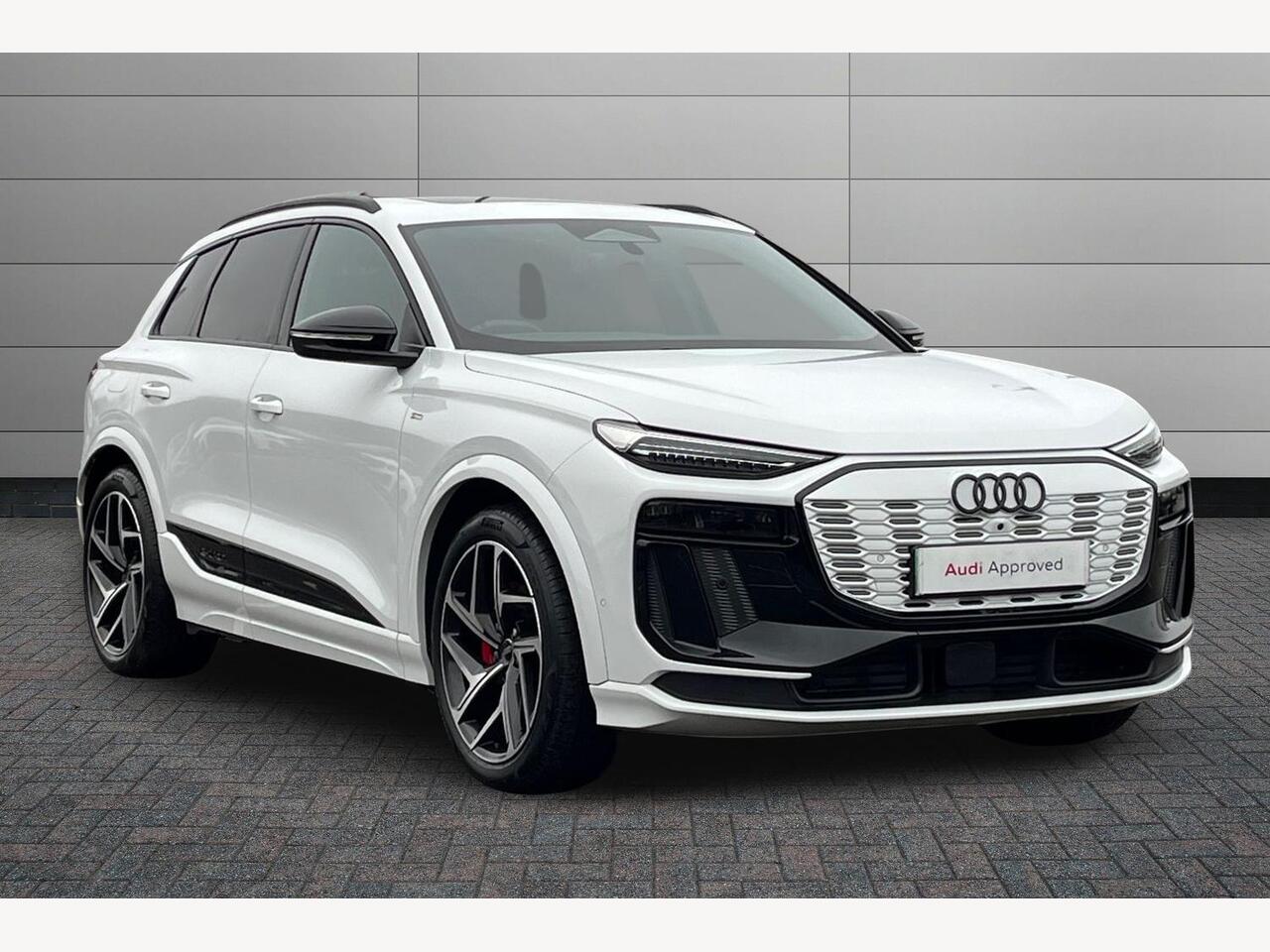 Main listing image - Audi Q6 e-tron