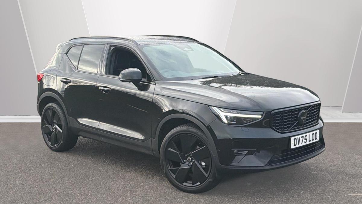 Main listing image - Volvo XC40