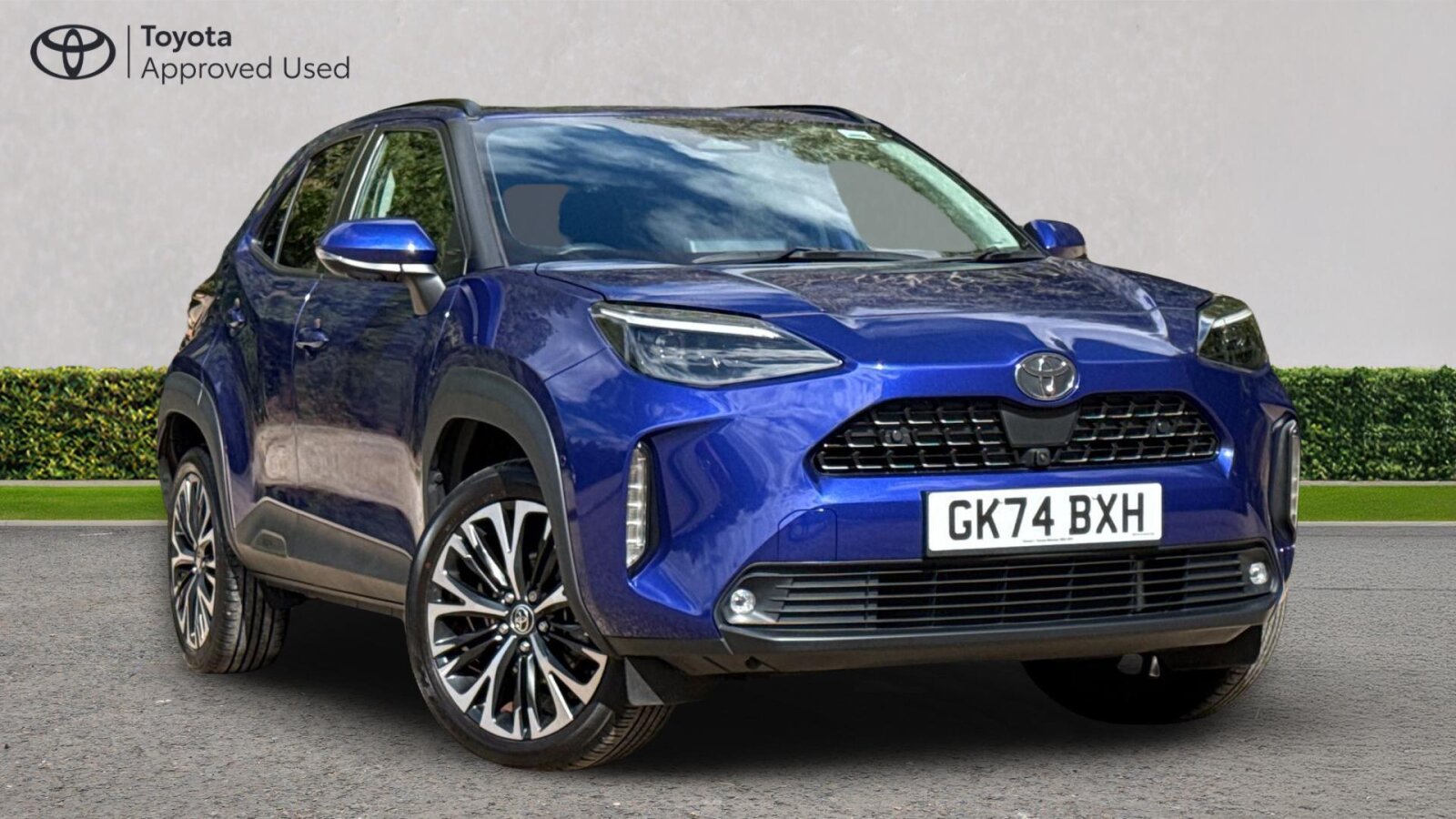 Main listing image - Toyota Yaris Cross