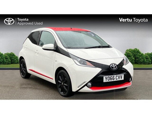 Main listing image - Toyota Aygo