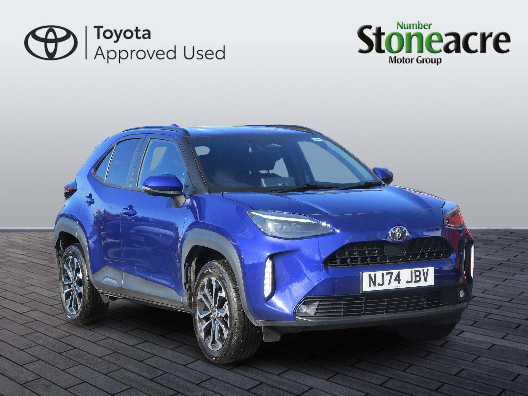 Main listing image - Toyota Yaris Cross