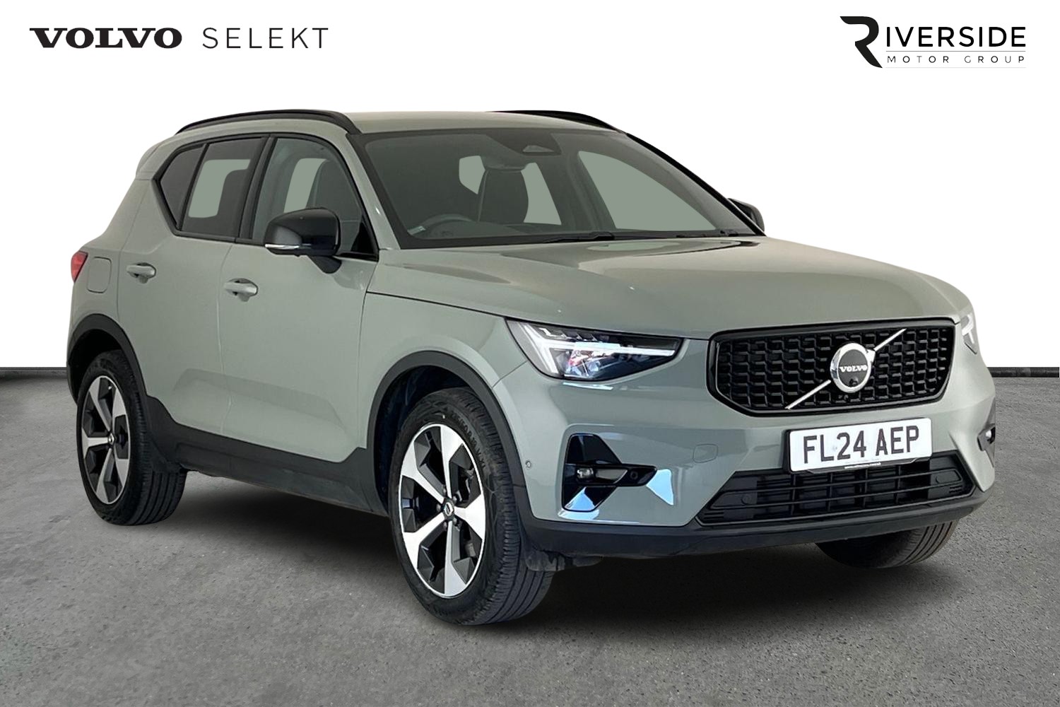 Main listing image - Volvo XC40