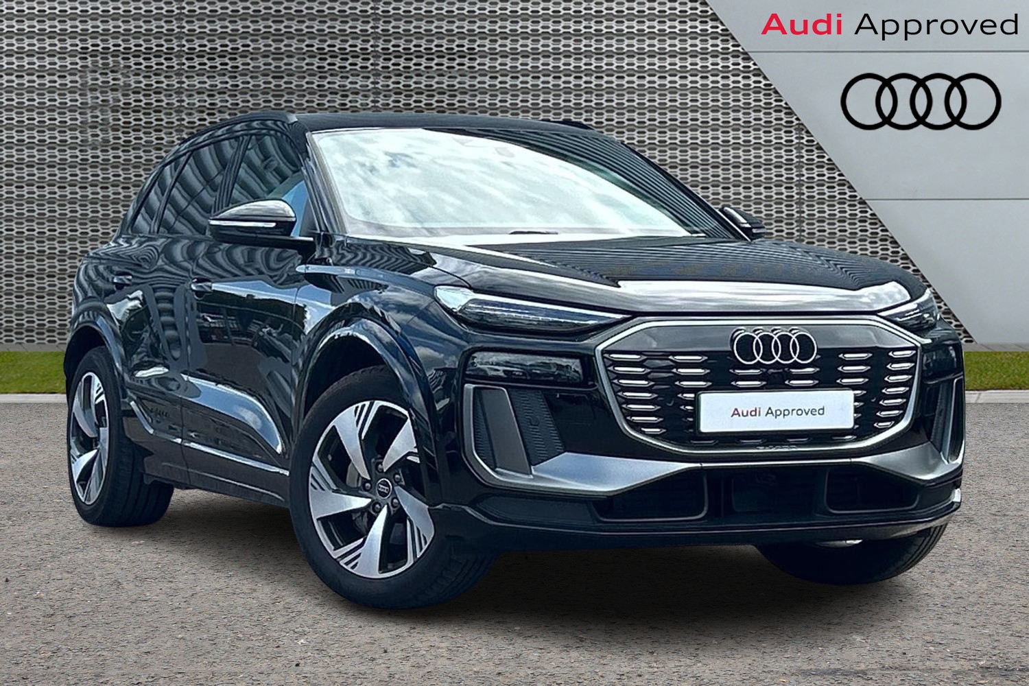 Main listing image - Audi Q6 E Tron