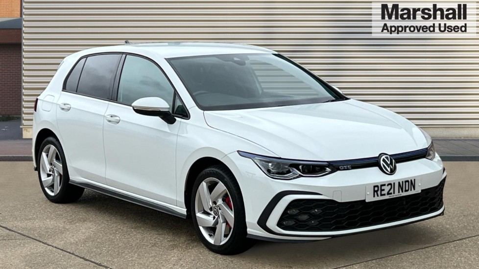 Main listing image - Volkswagen Golf GTE