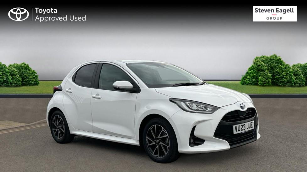 Main listing image - Toyota Yaris