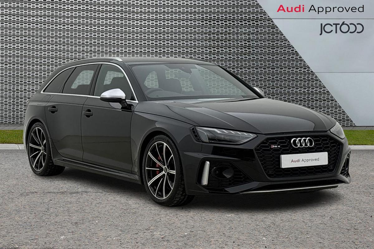 Main listing image - Audi RS4