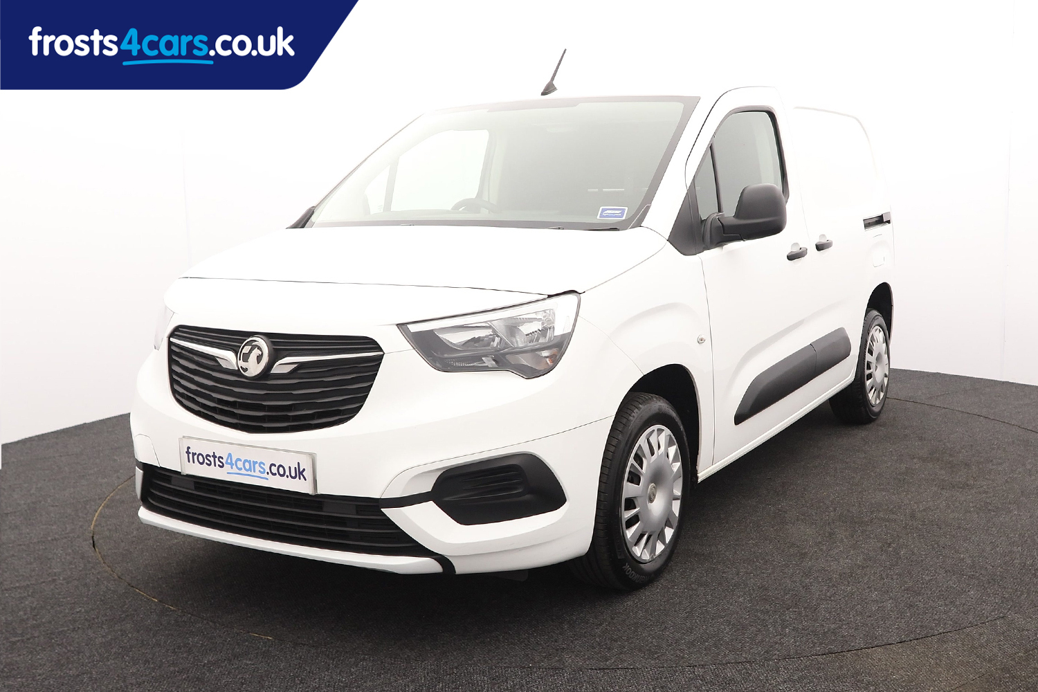 Main listing image - Vauxhall Combo Cargo