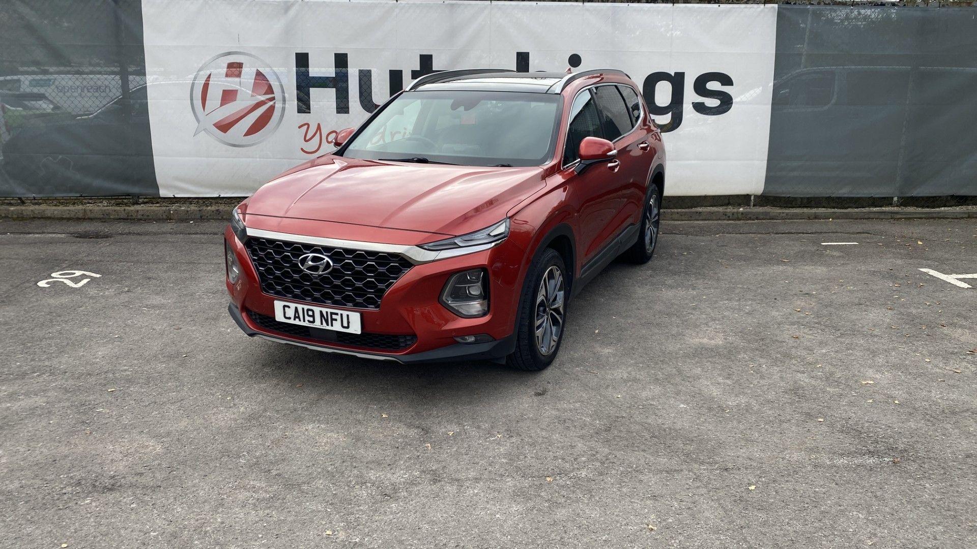 Main listing image - Hyundai Santa Fe