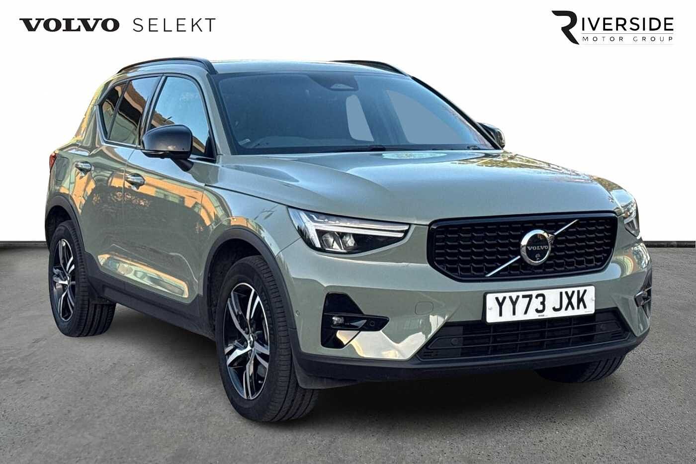 Main listing image - Volvo XC40