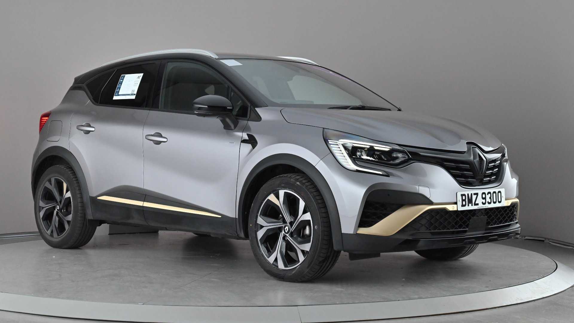 Main listing image - Renault Captur