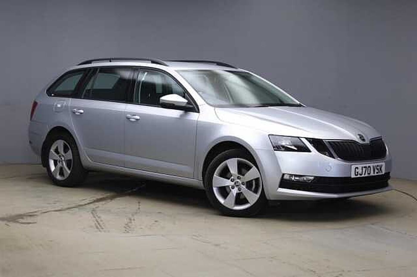 Main listing image - Skoda Octavia Estate
