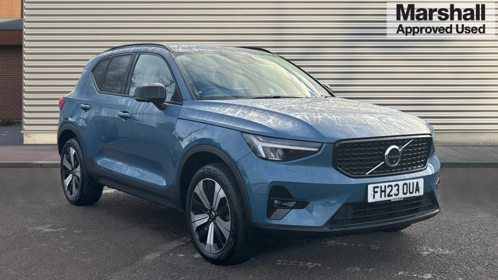 Main listing image - Volvo XC40 Recharge