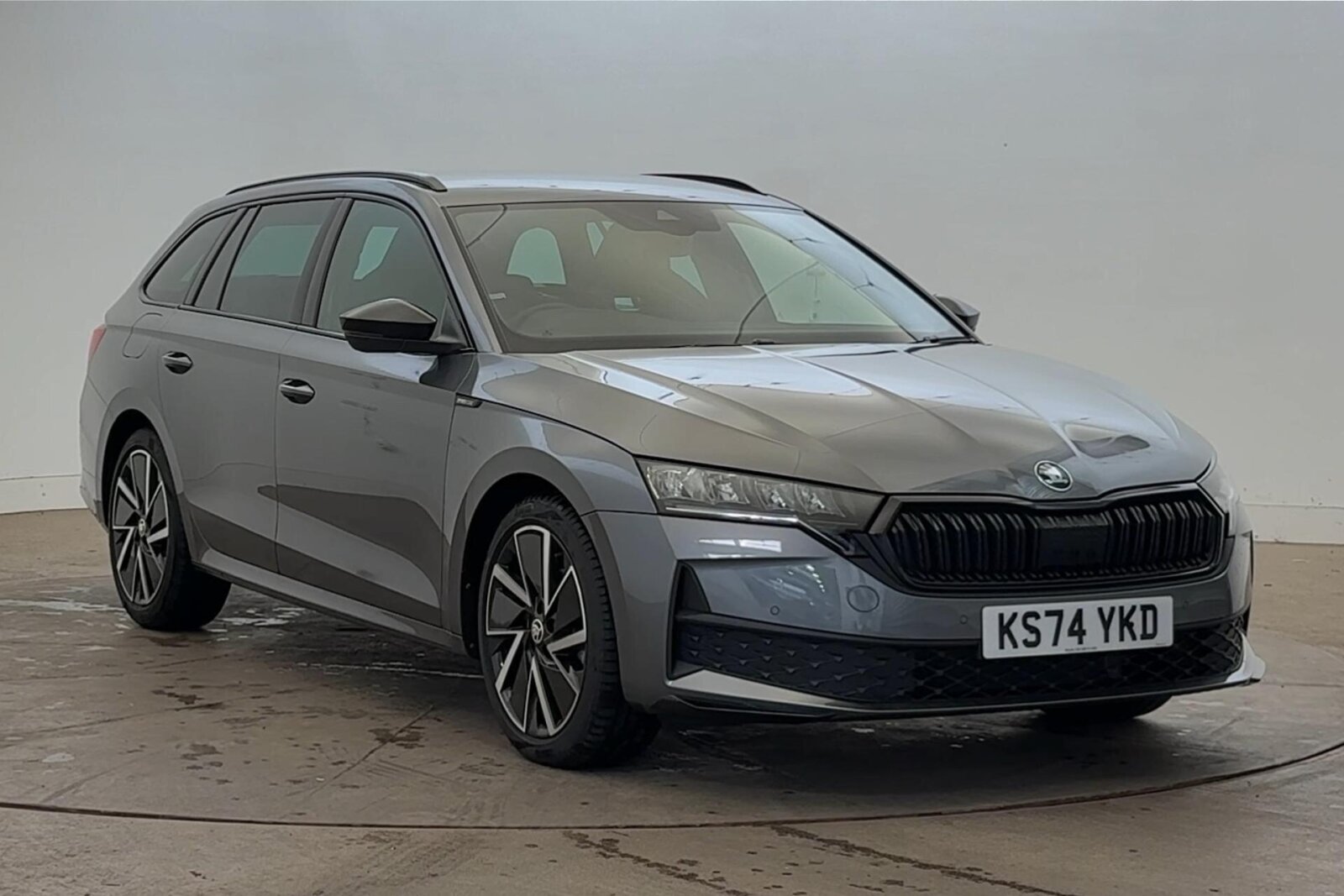 Main listing image - Skoda Octavia Estate