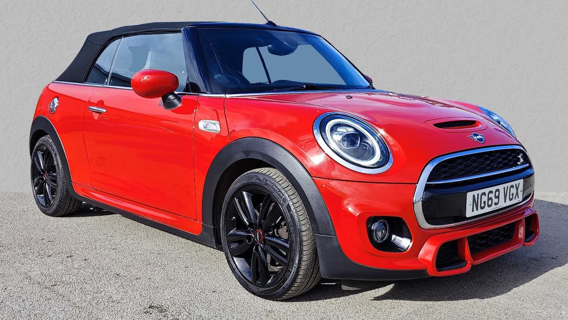 Main listing image - MINI Convertible