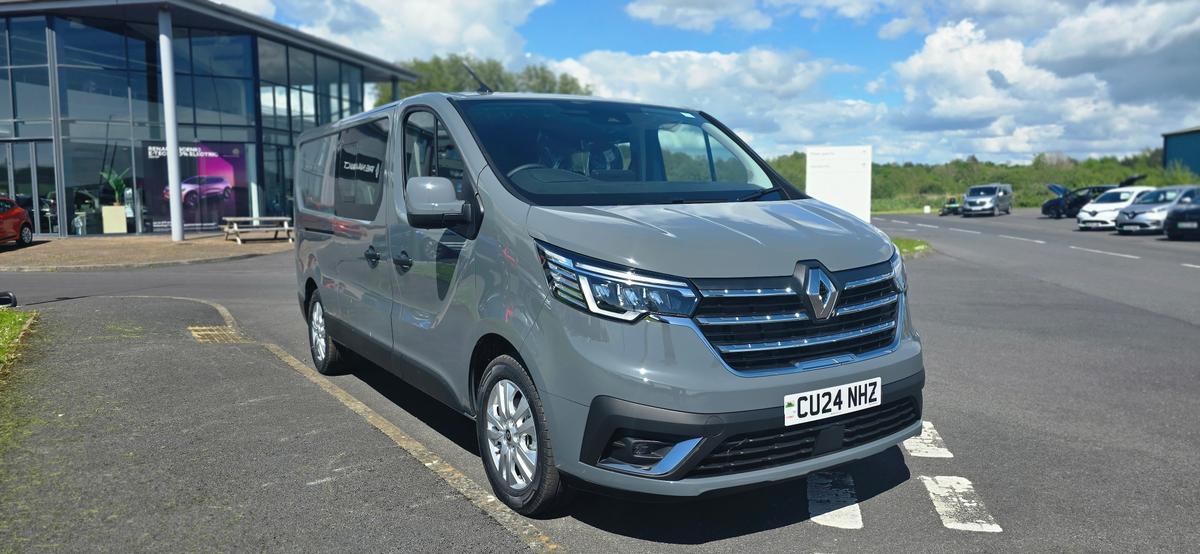 Main listing image - Renault Trafic