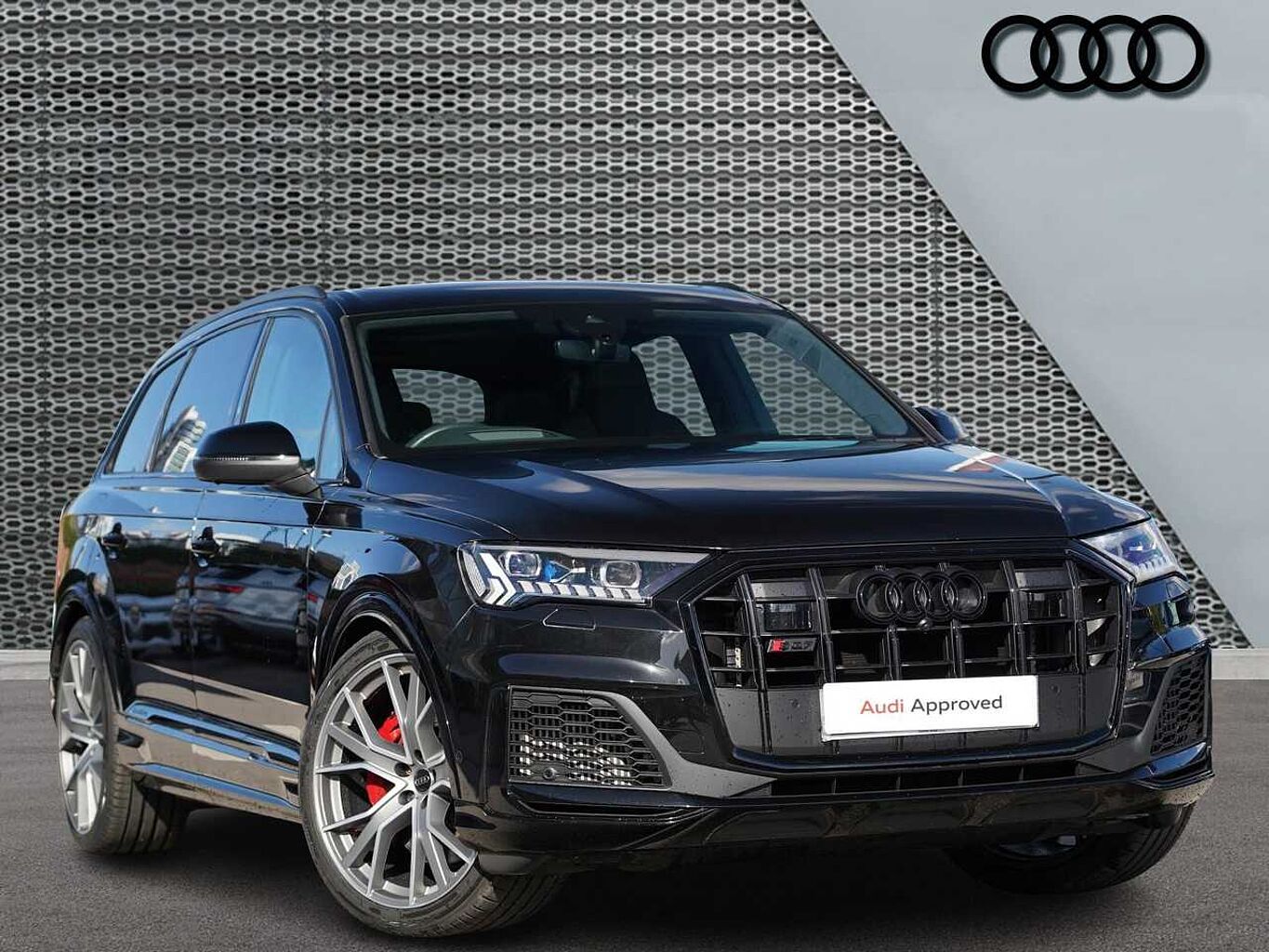 Main listing image - Audi Q7