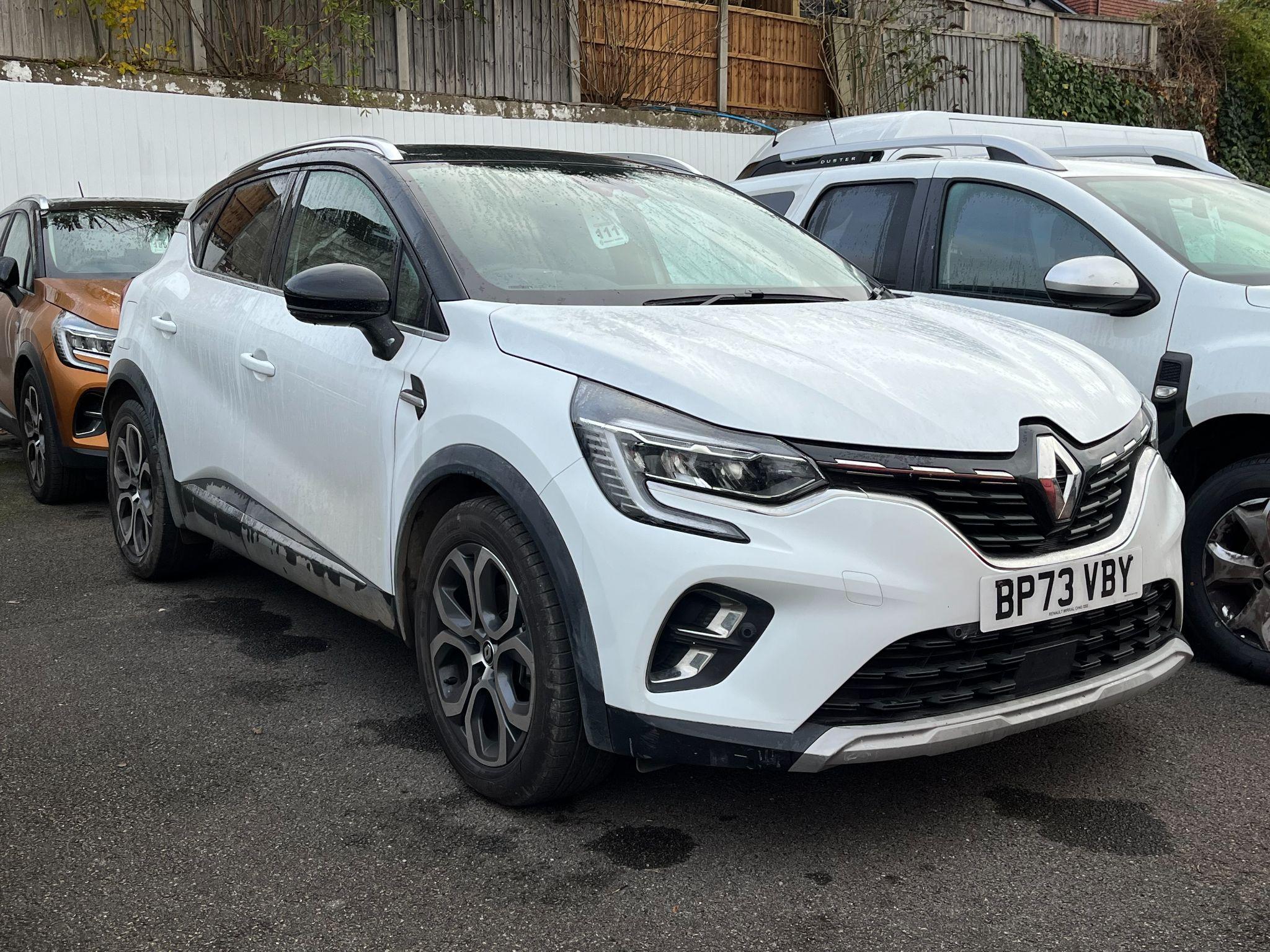 Main listing image - Renault Captur