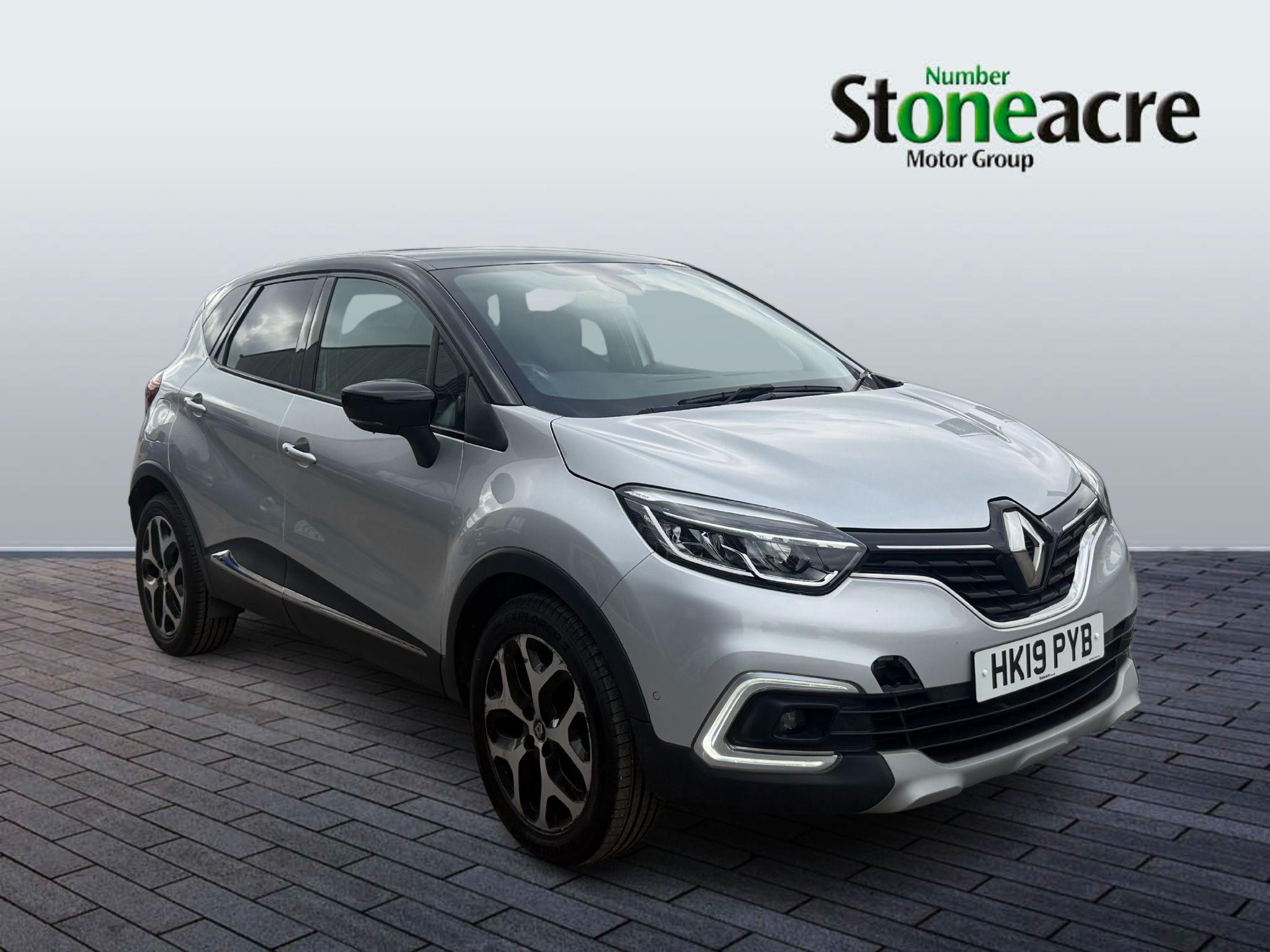 Main listing image - Renault Captur