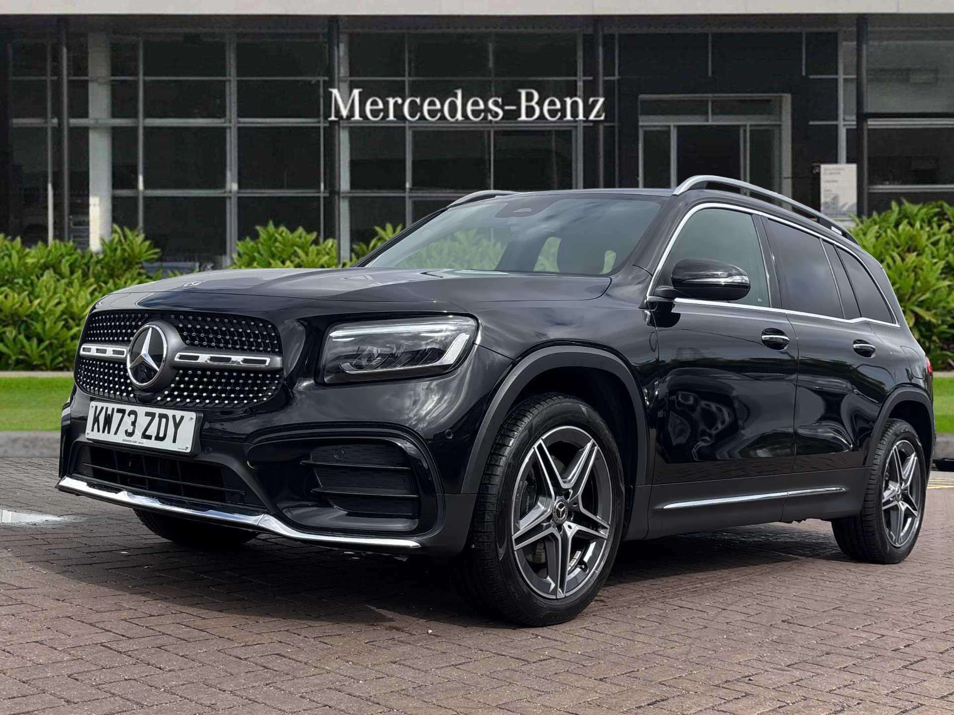 Main listing image - Mercedes-Benz GLB
