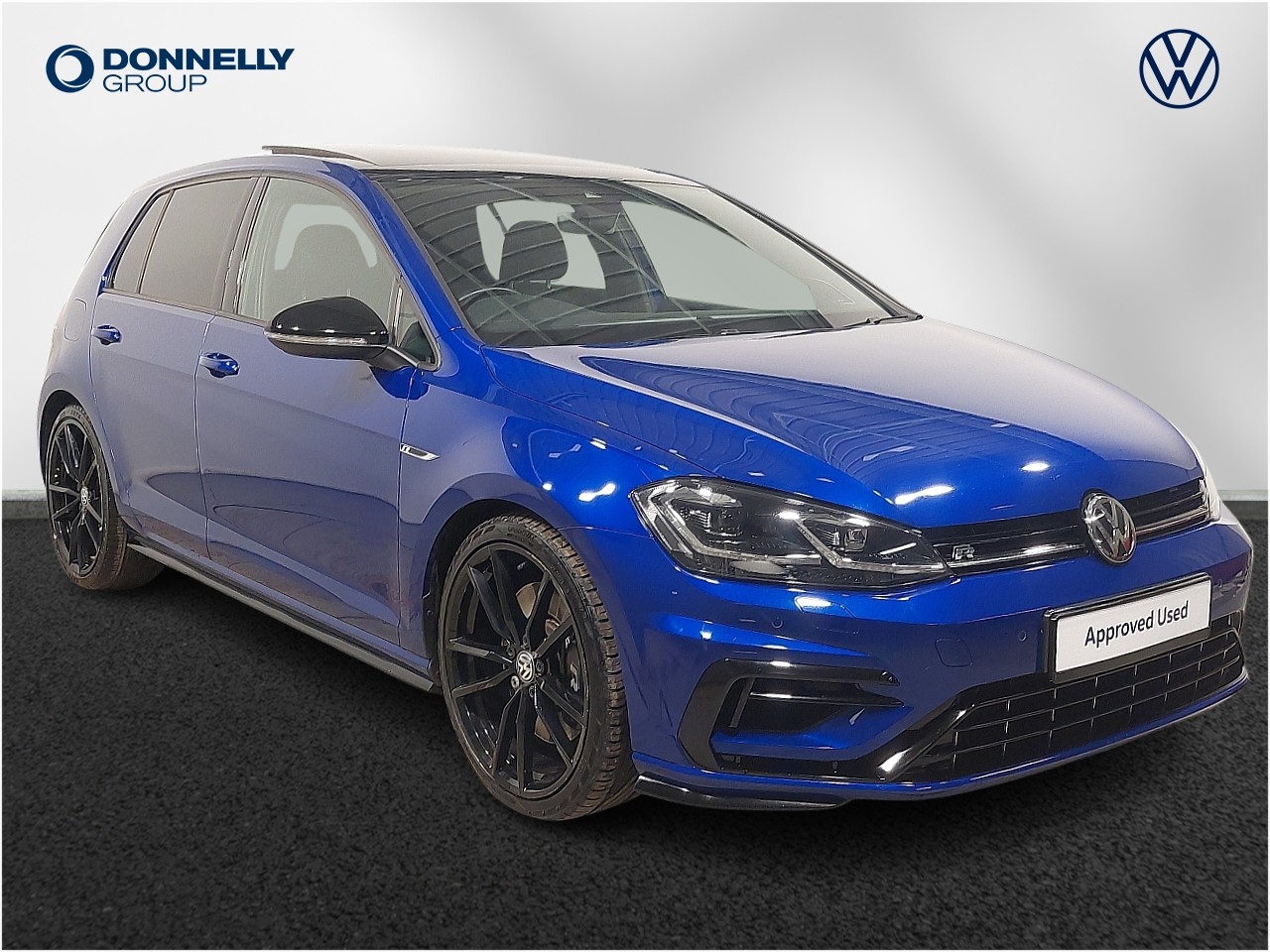 Main listing image - Volkswagen Golf R
