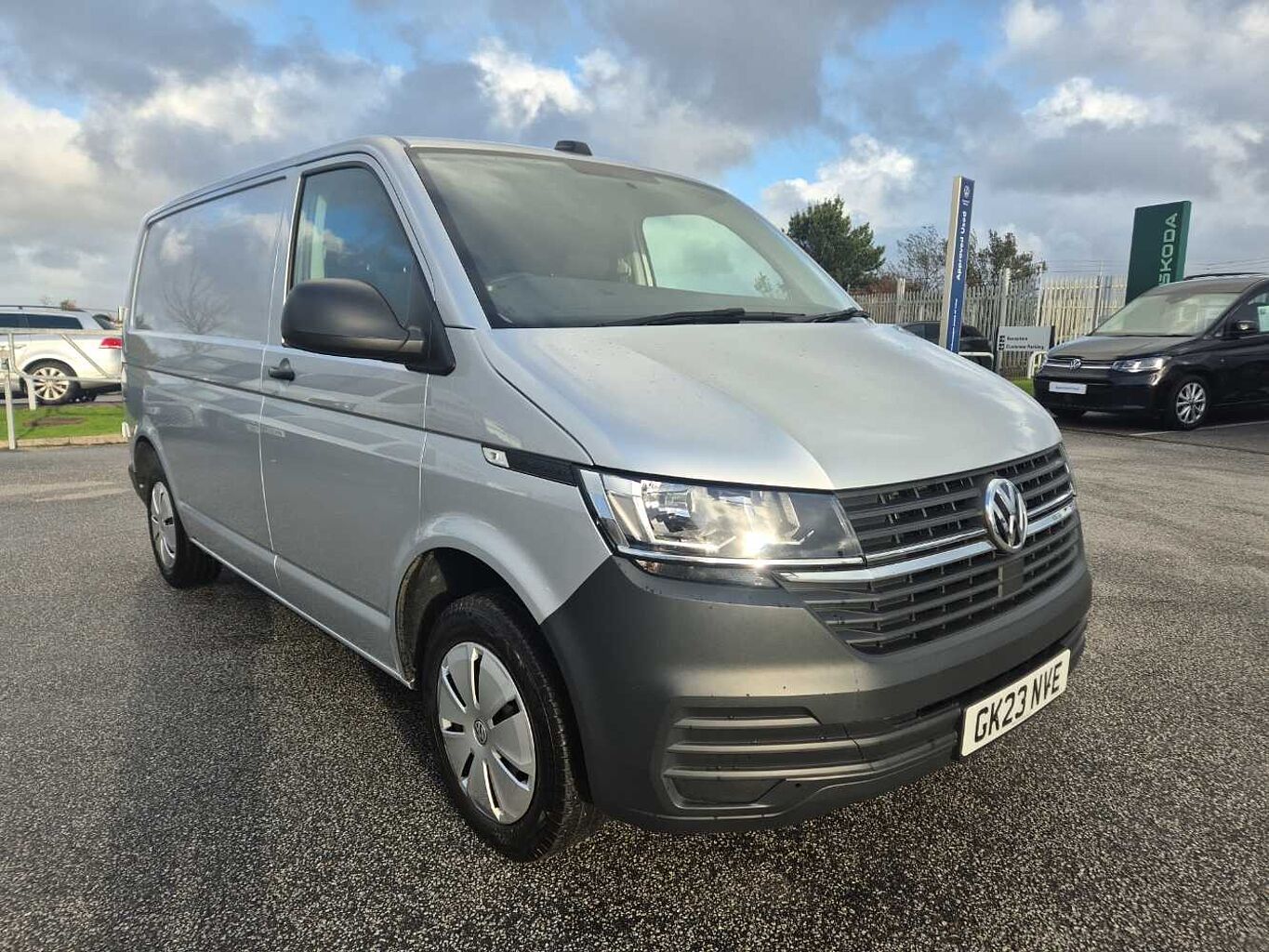 Main listing image - Volkswagen Transporter