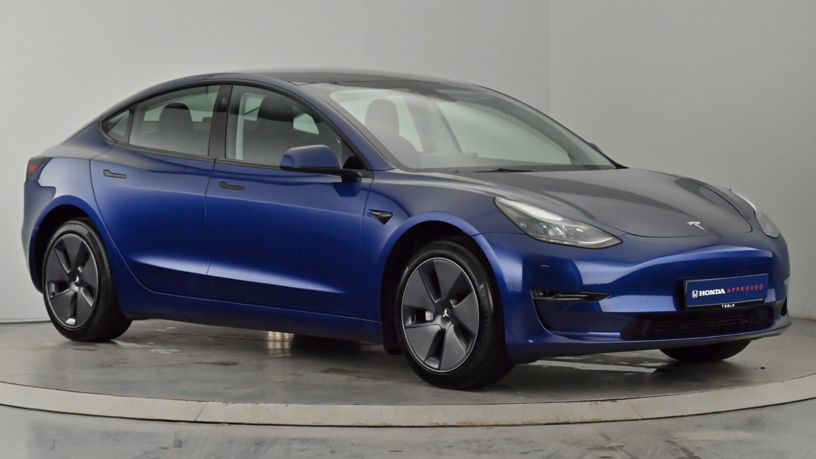 Main listing image - Tesla Model 3