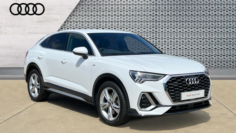 Main listing image - Audi Q3