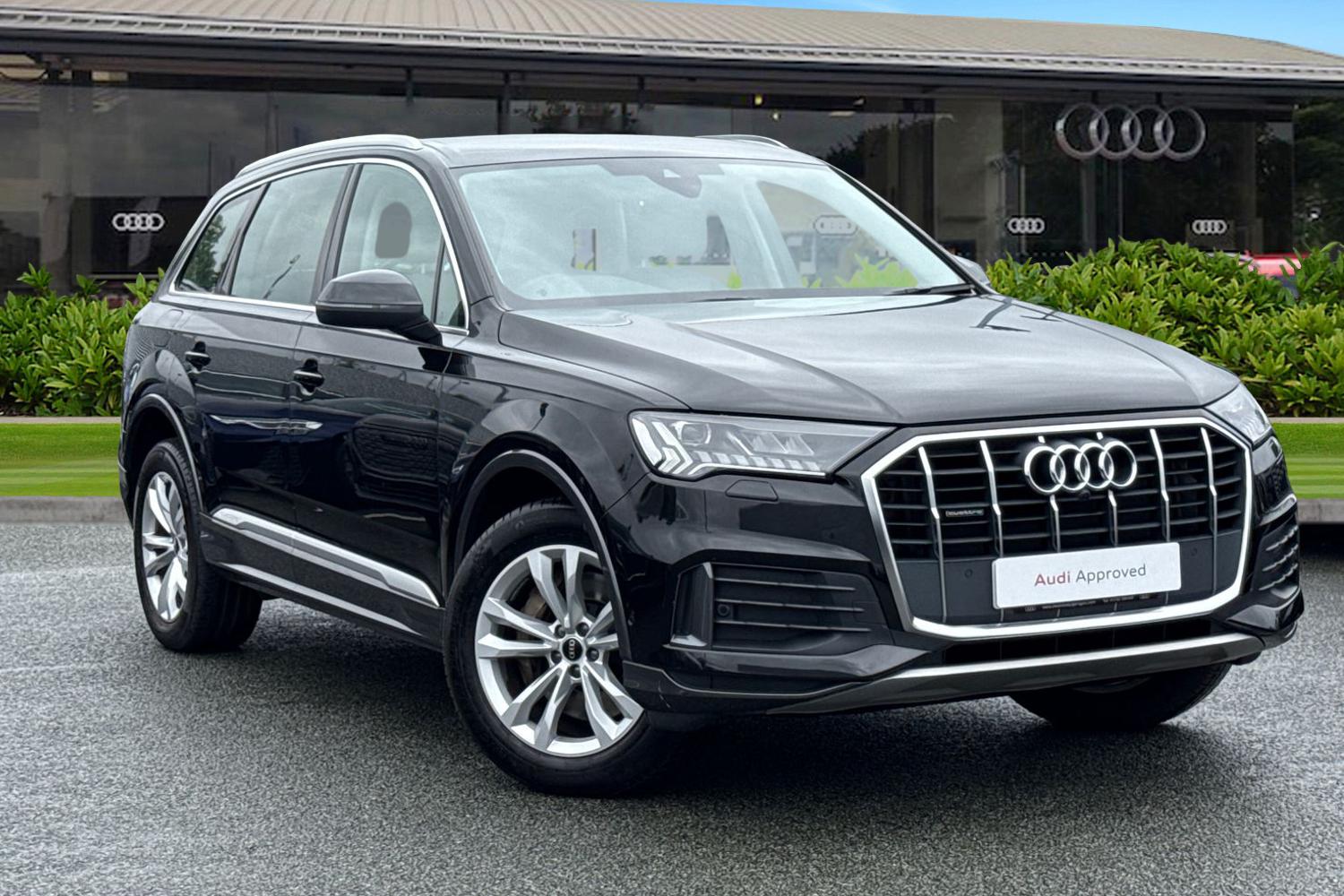 Main listing image - Audi Q7