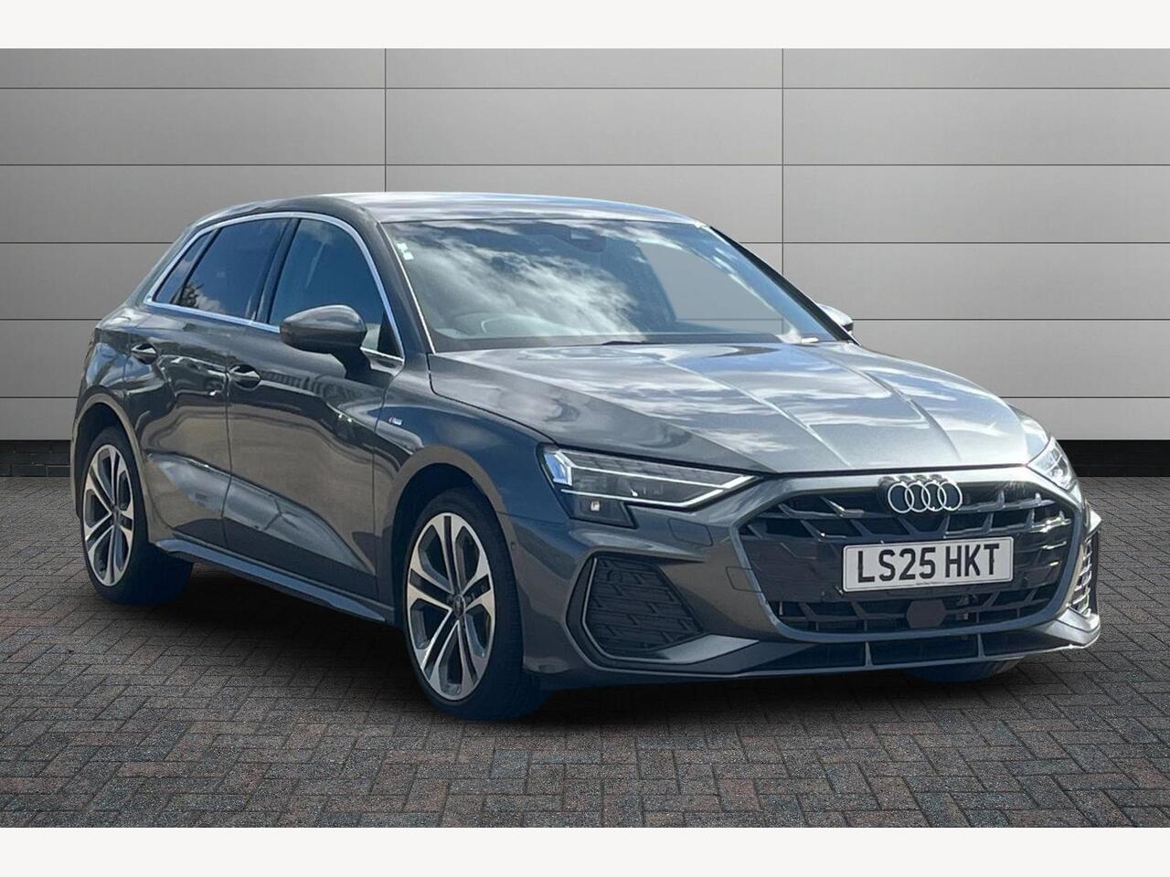 Main listing image - Audi A3