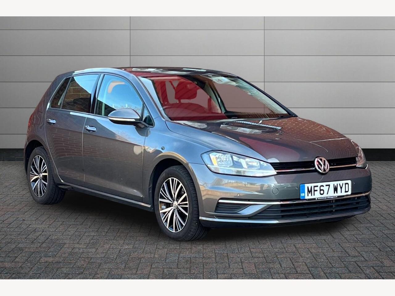 Main listing image - Volkswagen Golf