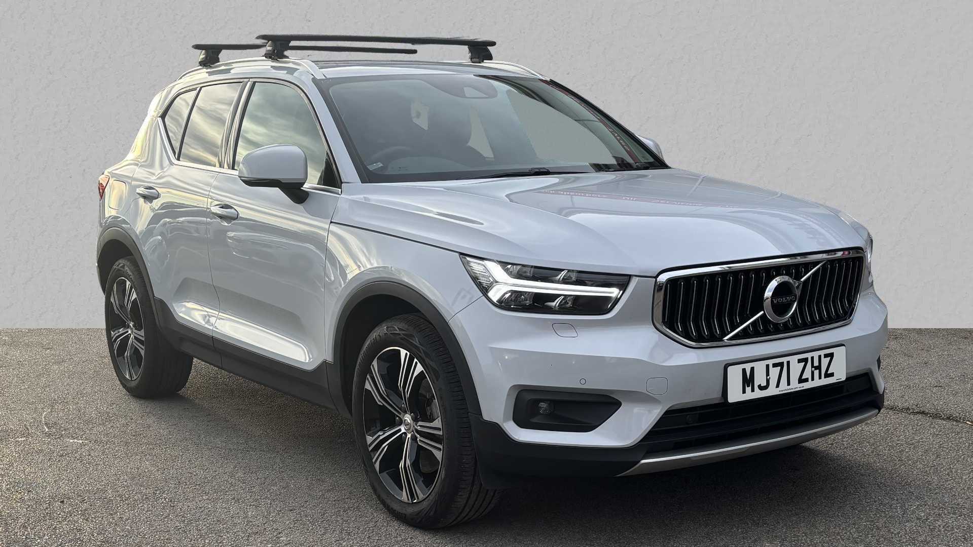 Main listing image - Volvo XC40 Recharge