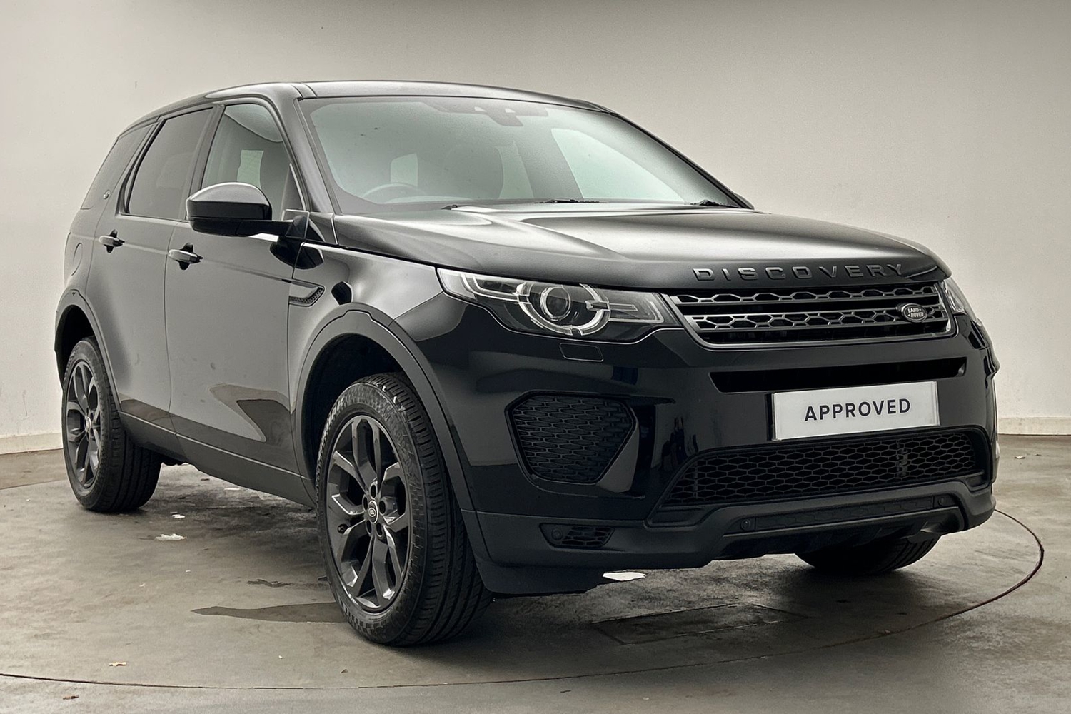 Main listing image - Land Rover Discovery Sport