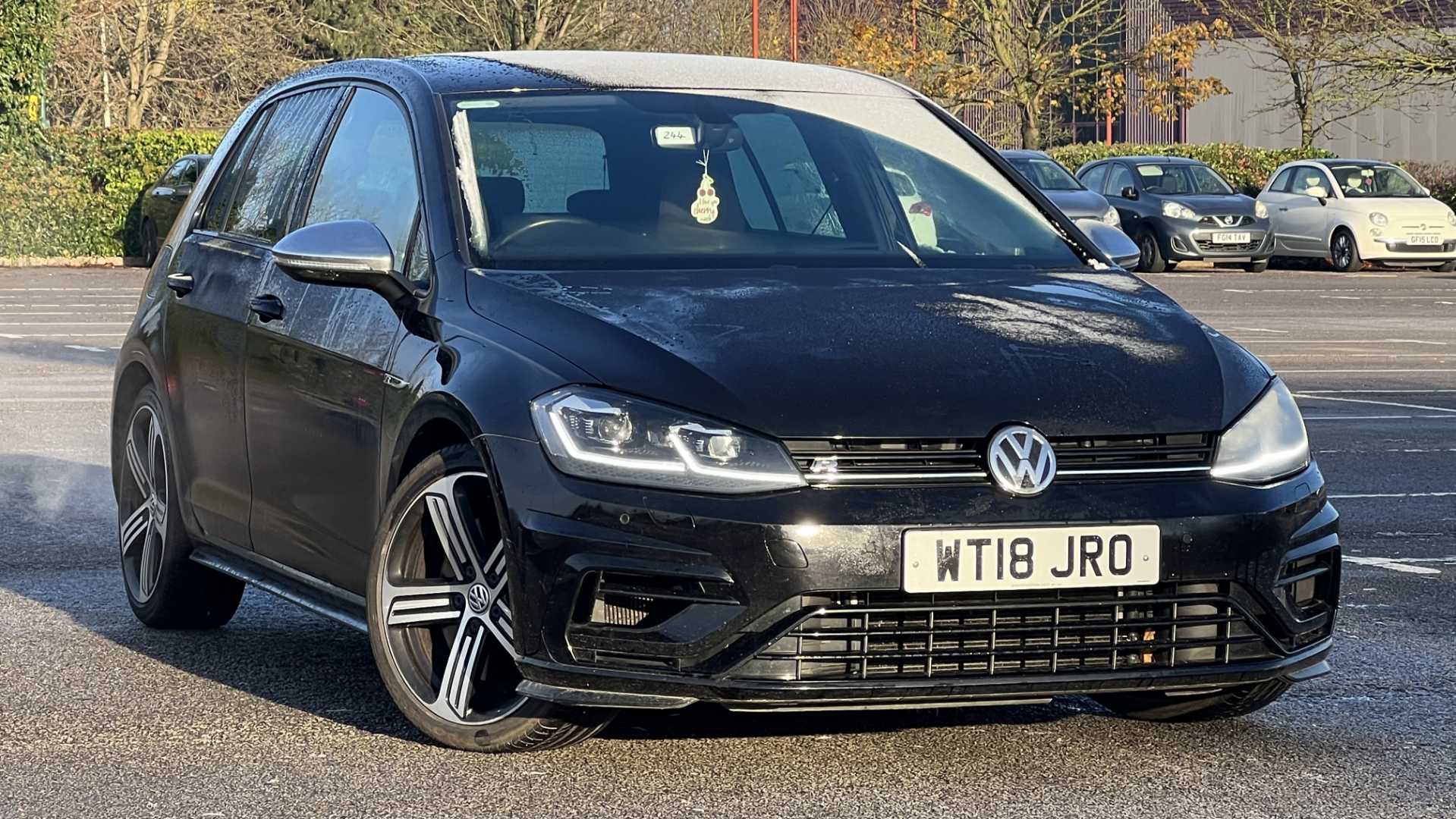 Main listing image - Volkswagen Golf R