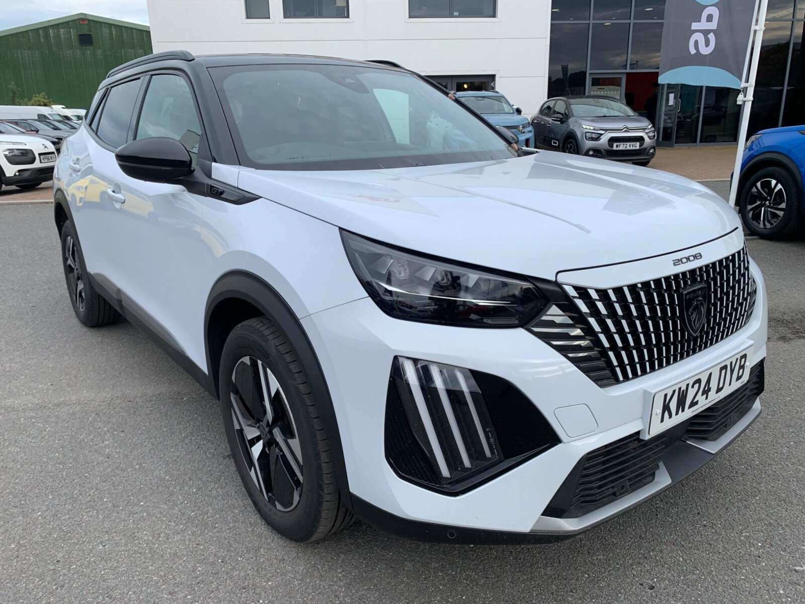 Main listing image - Peugeot 2008
