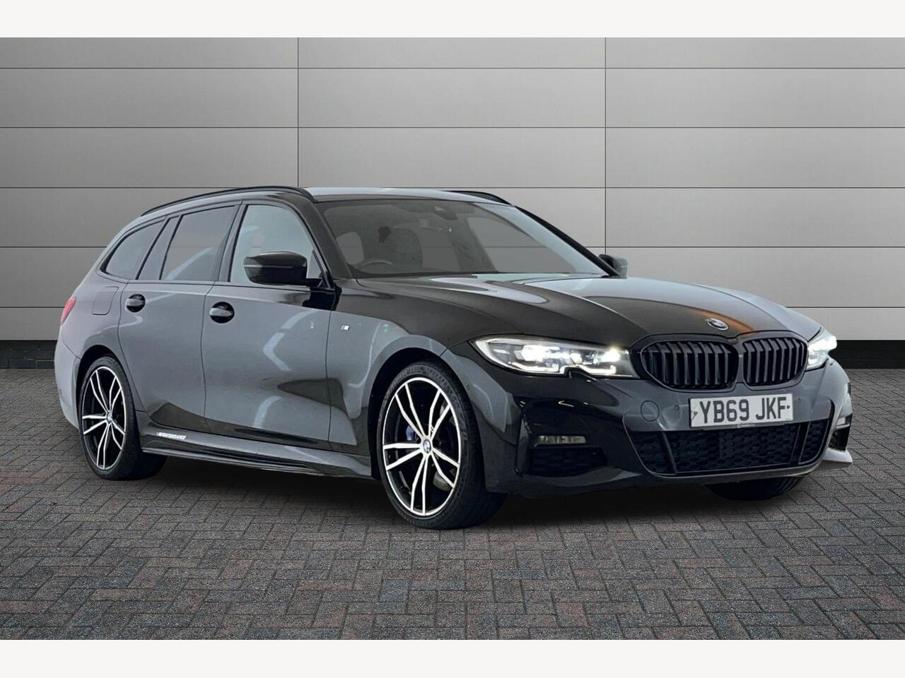 Main listing image - BMW 3 Series