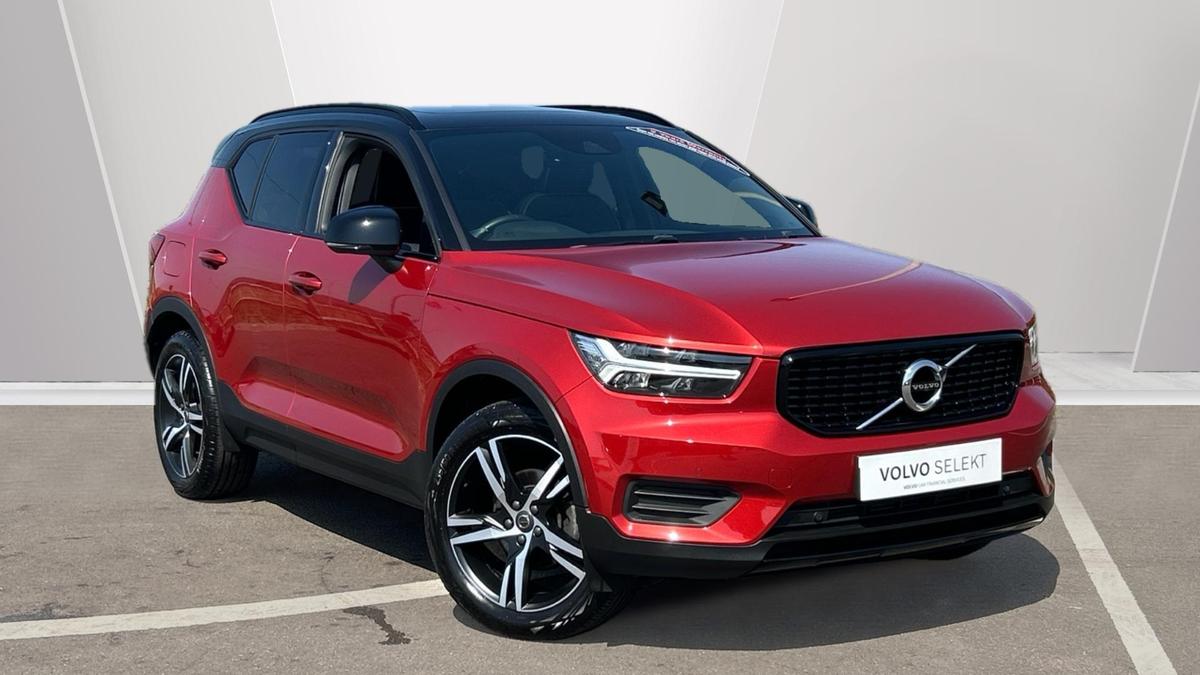 Main listing image - Volvo XC40