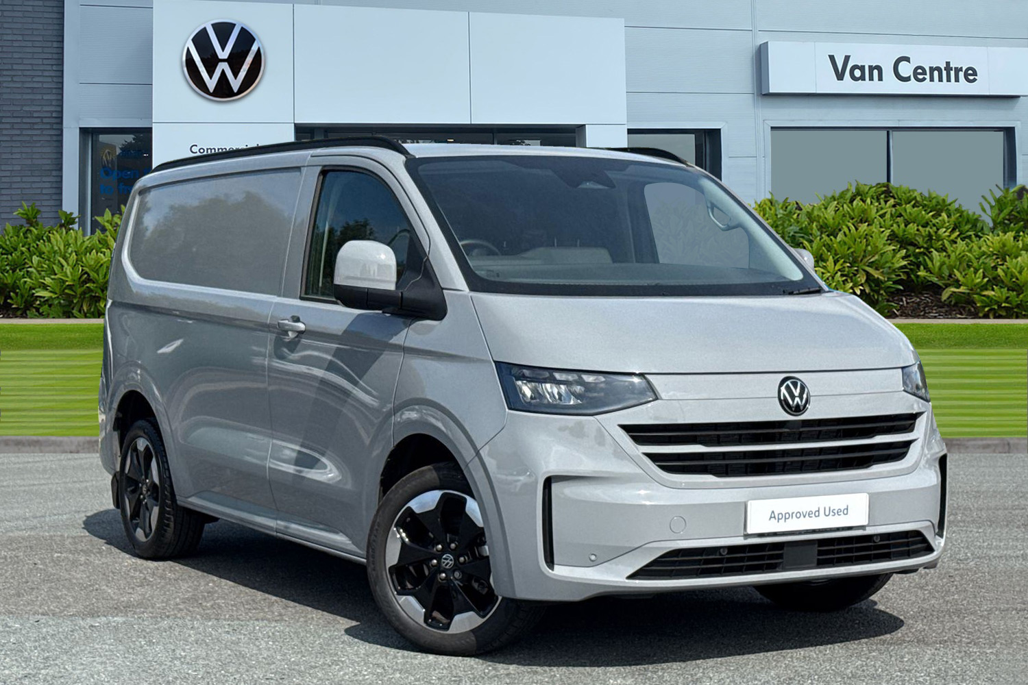 Main listing image - Volkswagen Transporter