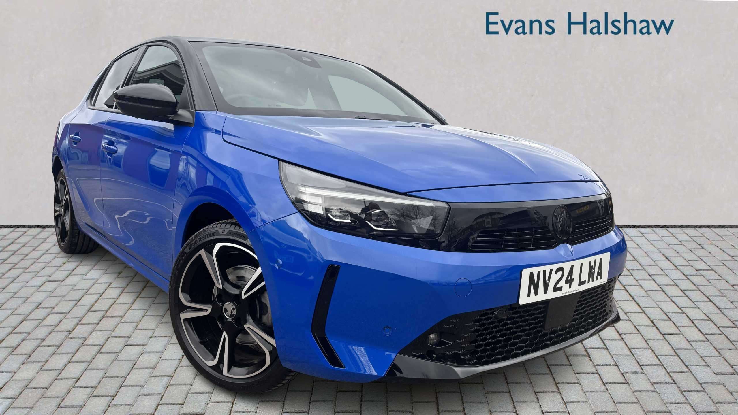 Main listing image - Vauxhall Corsa