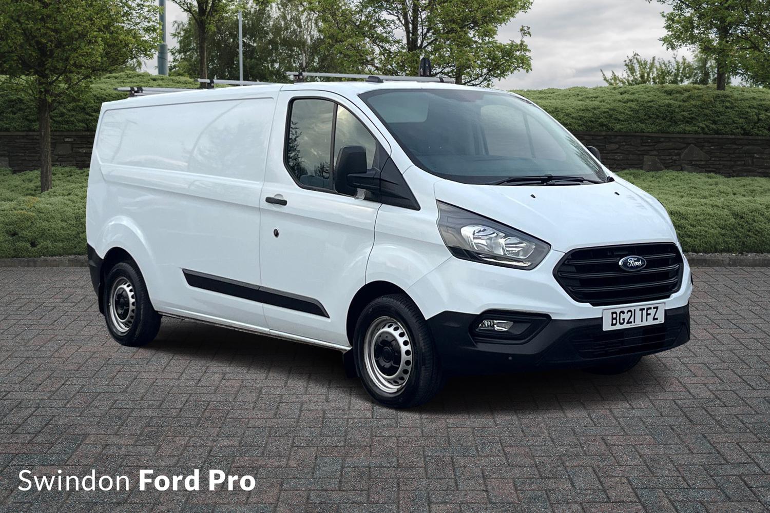 Main listing image - Ford Transit Custom