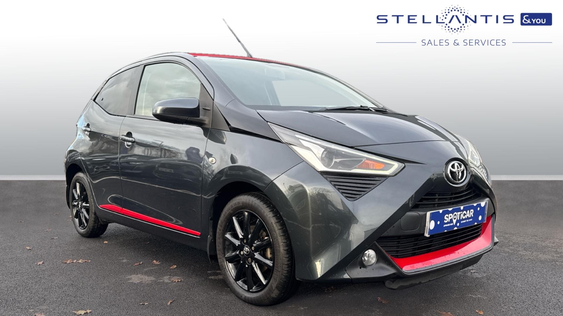 Main listing image - Toyota Aygo