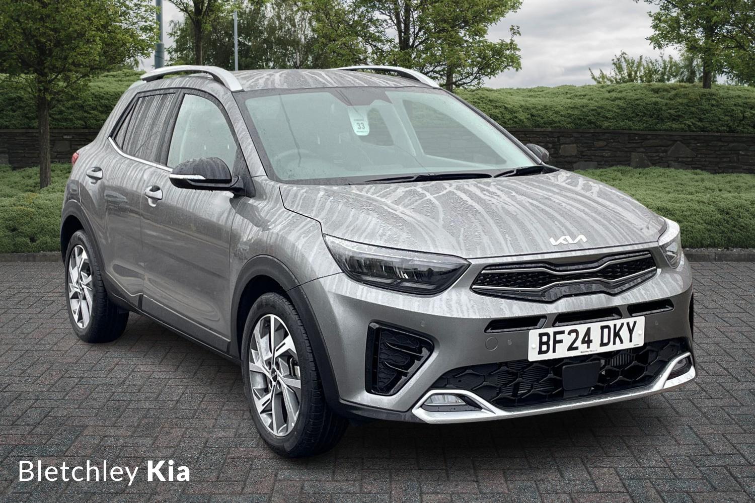 Main listing image - Kia Stonic