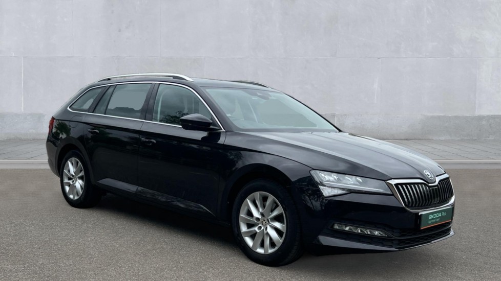 Main listing image - Skoda Superb