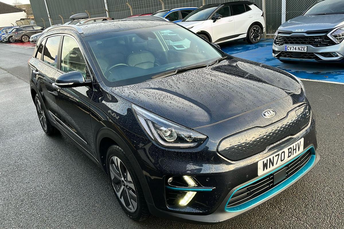 Main listing image - Kia e-Niro