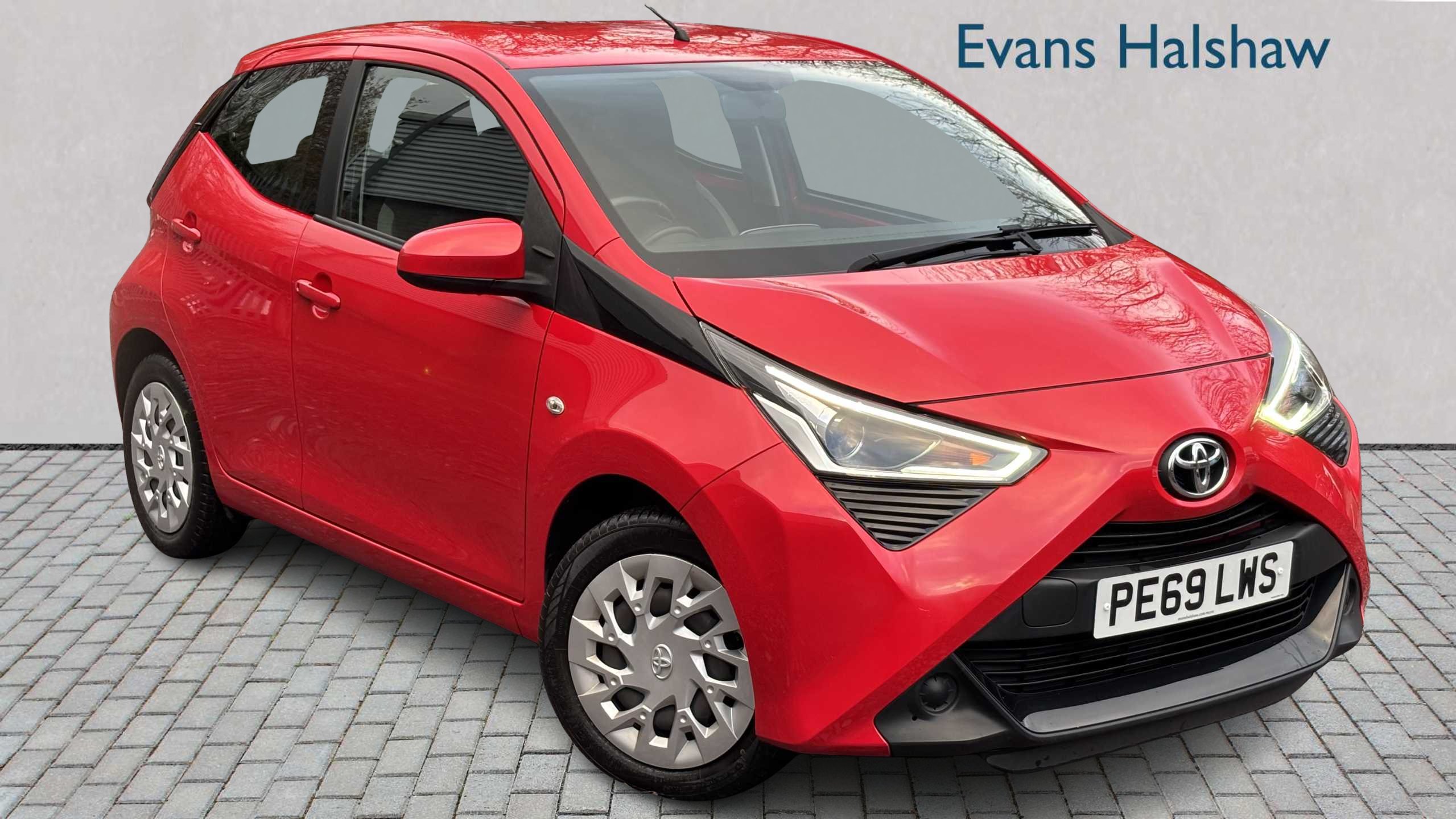 Main listing image - Toyota Aygo